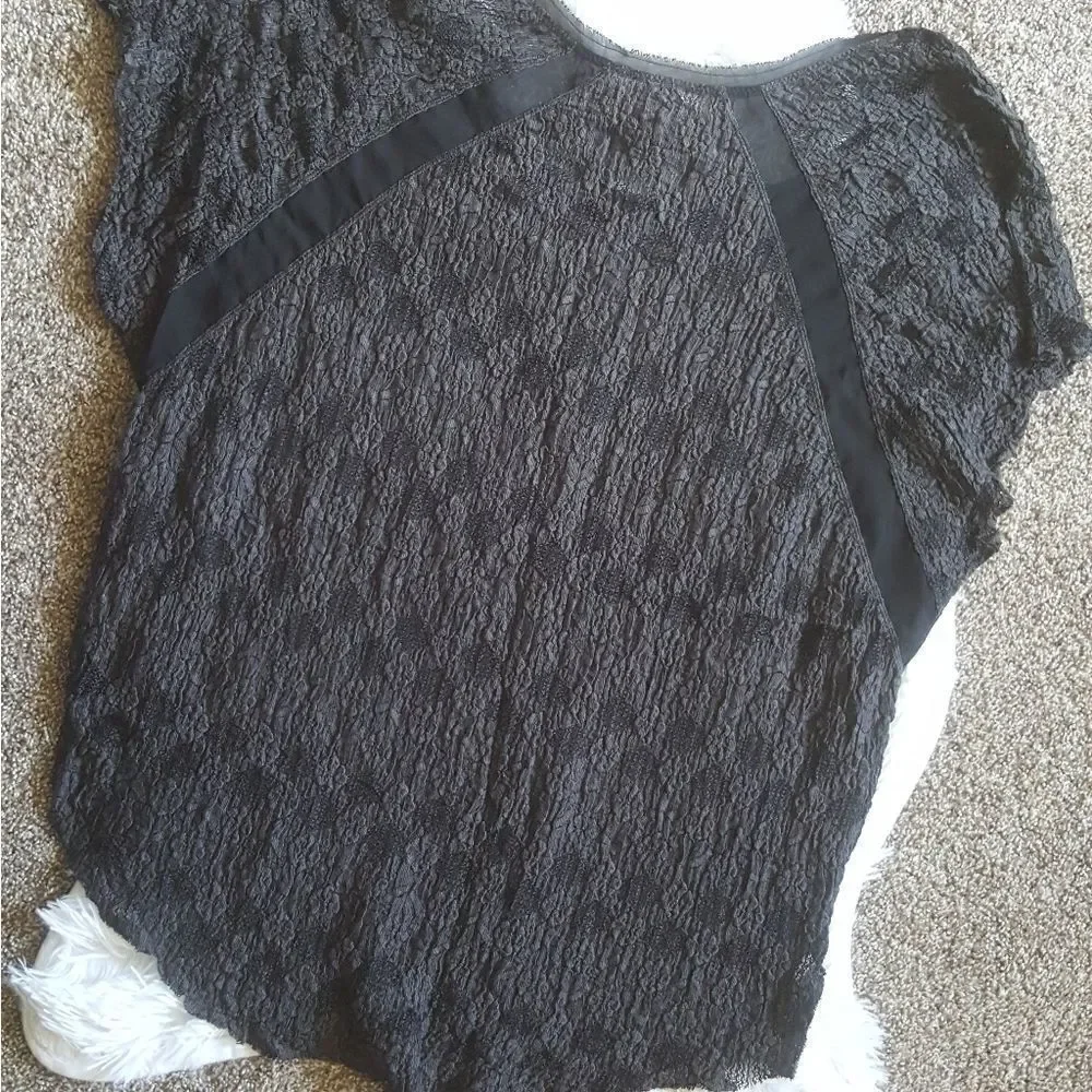 Free People lace shirt Size Medium‎